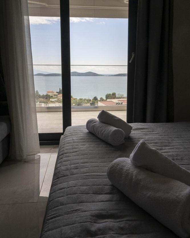 Alta Mare Aparthotel Néa Péramos Exterior foto